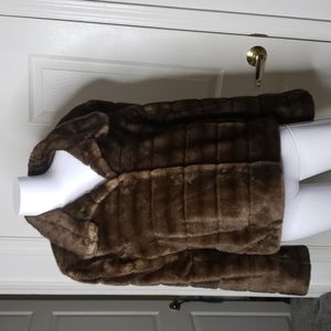 La Maison De La Fausse Fourrure Faux Fur Coat Brown Size Large